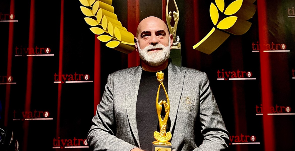 Δημήτρης Καρατζιάς | International Foreign Director Of The Year Award